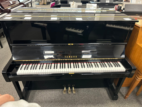 Used Yamaha U1 upright piano