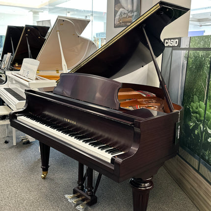 Yamaha GB1K Baby Grand Piano 5'0"