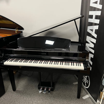 Used Yamaha CLP765 digital grand piano