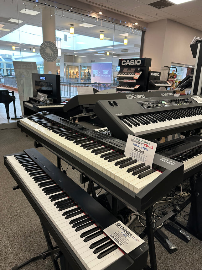 Used Roland RD88 stage piano