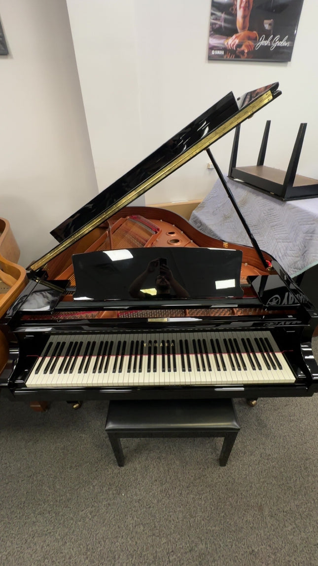 Used Yamaha C3X Grand Piano 6'1" like new!