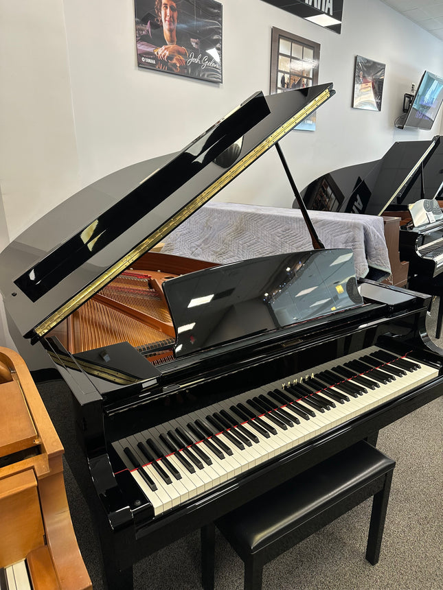 Used Yamaha C3X Grand Piano 6'1" like new!