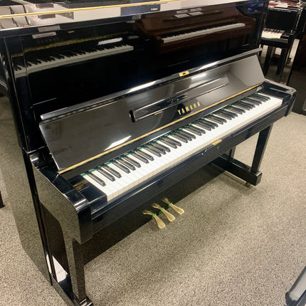 Used Yamaha U1 Polished Ebony Refurbished!