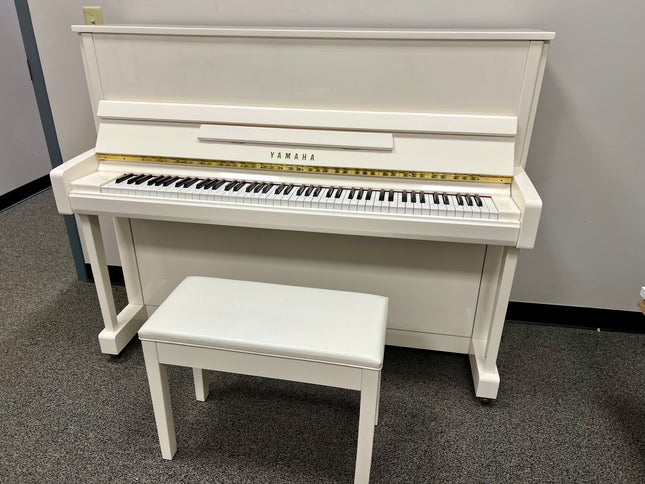 Used Yamaha b3 PW. Polished White