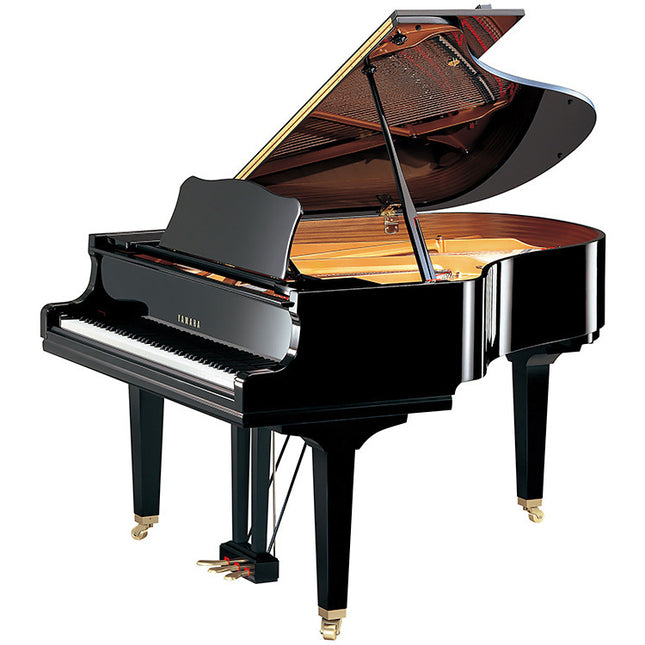 Yamaha GC2  PE 5'8" grand (Polished Ebony)